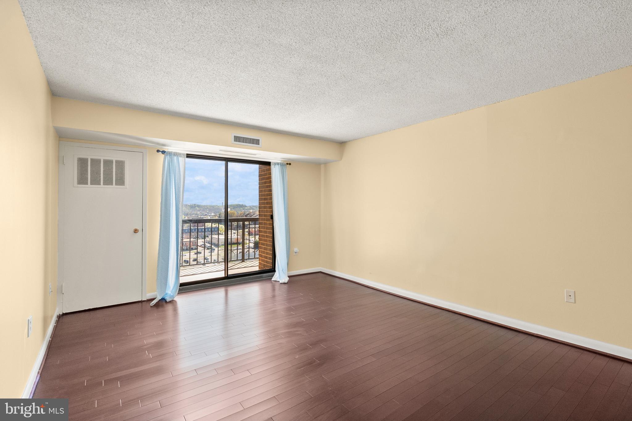 200 N PICKETT STREET N 1515