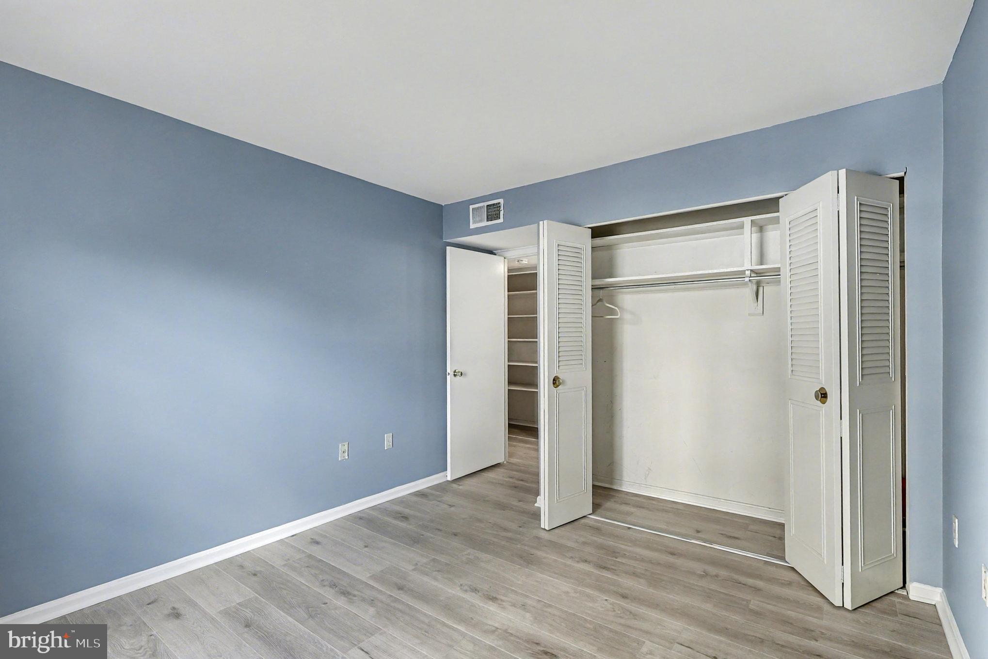 29 CANTERBURY SQUARE 201