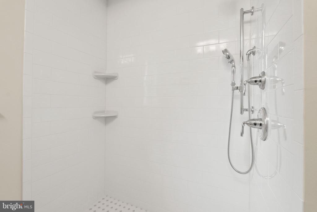 1707 BELLE VIEW BOULEVARD A1