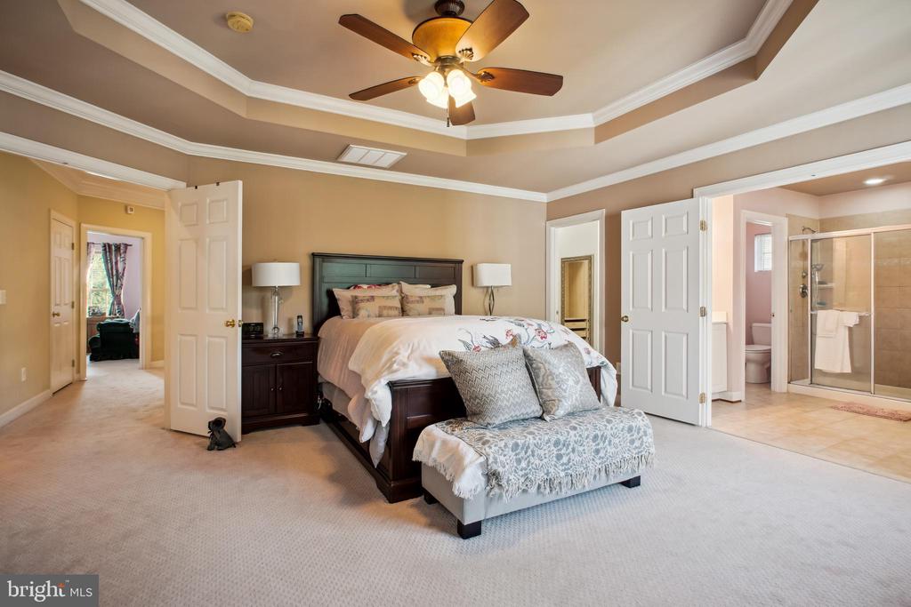 7234 RITA GRAY LOOP