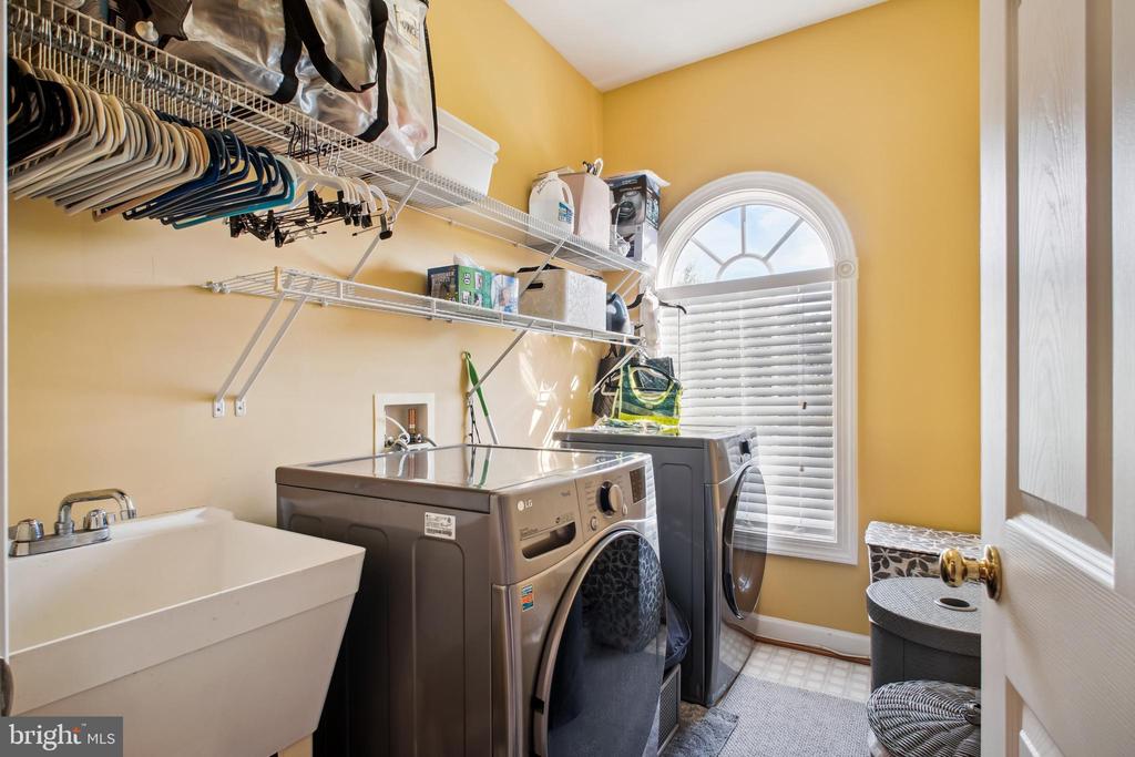 7234 RITA GRAY LOOP