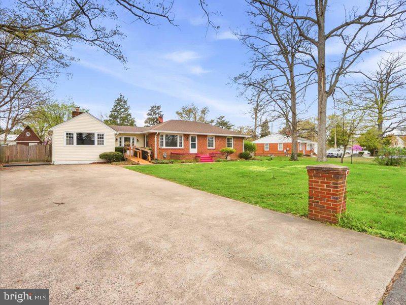 6404 INWOOD DRIVE