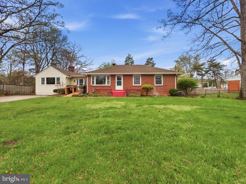 6404 INWOOD DRIVE
