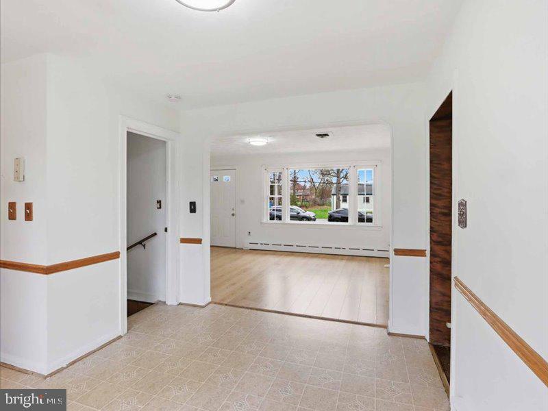 6404 INWOOD DRIVE