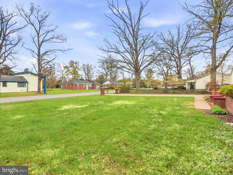 6404 INWOOD DRIVE