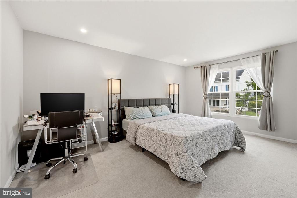 13118 HEARTHSIDE LANE