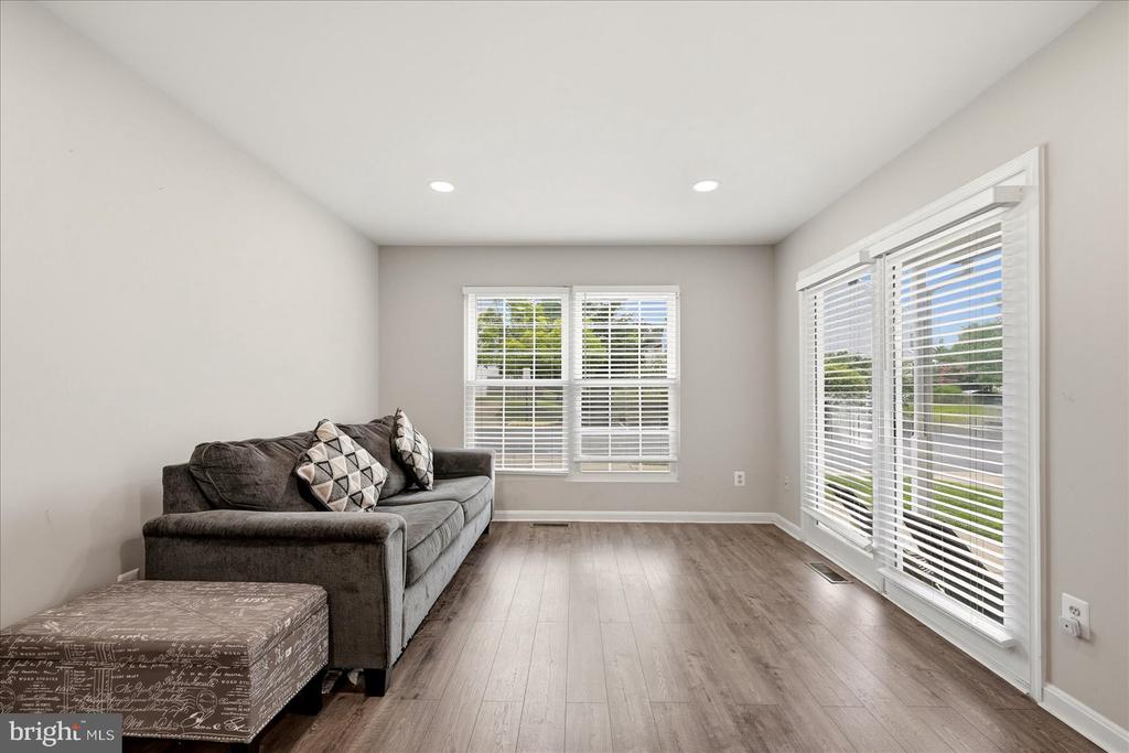 13118 HEARTHSIDE LANE