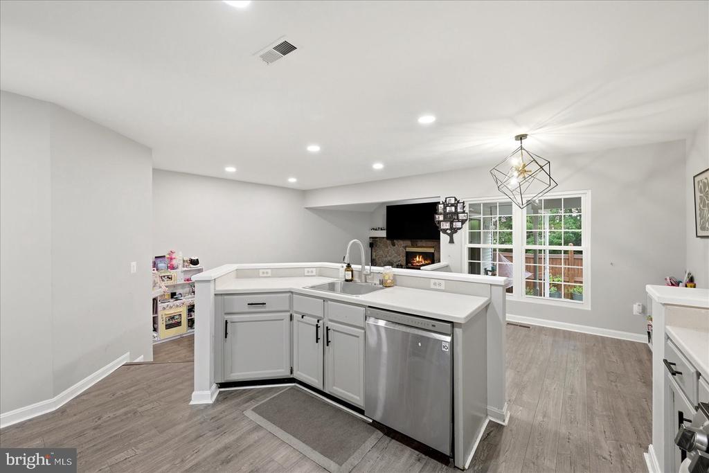 13118 HEARTHSIDE LANE