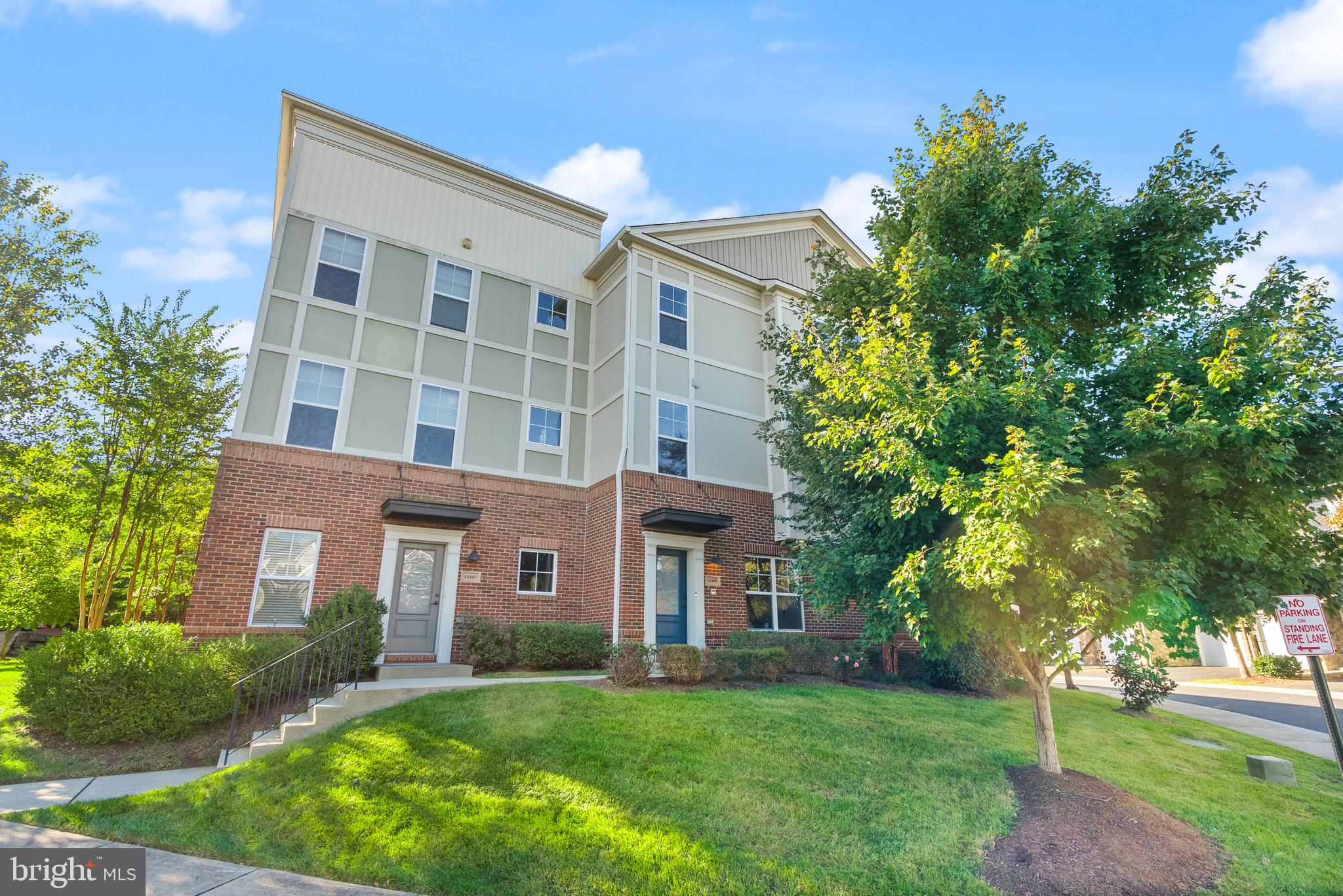 42395 PALE IRIS TERRACE