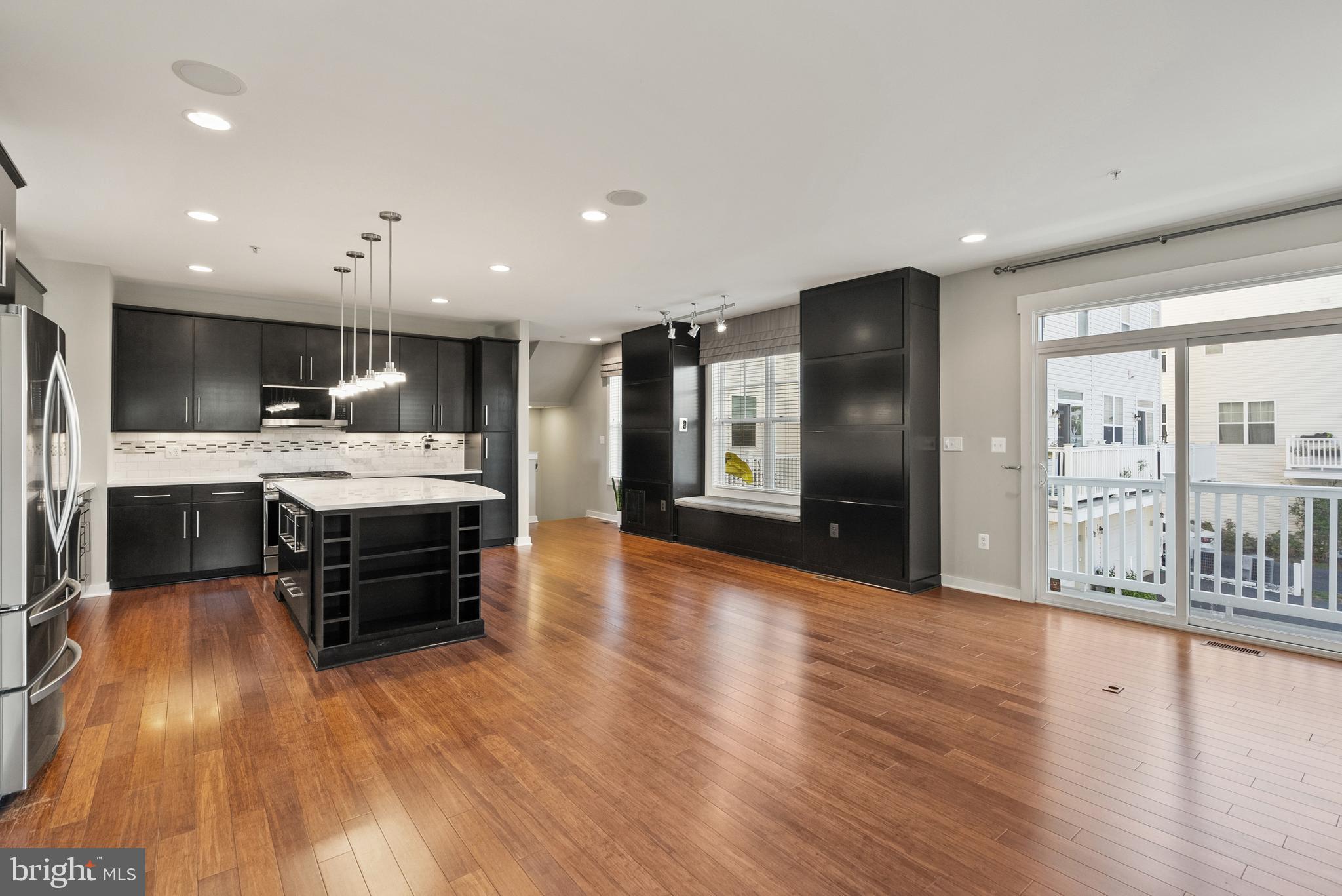 42395 PALE IRIS TERRACE