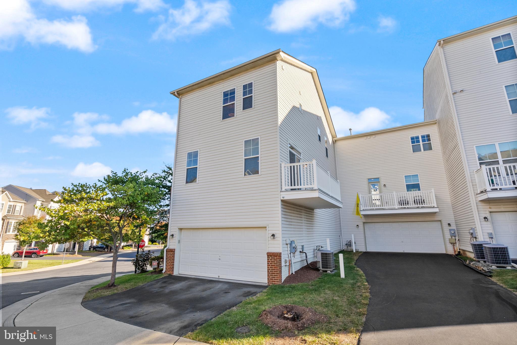 42395 PALE IRIS TERRACE