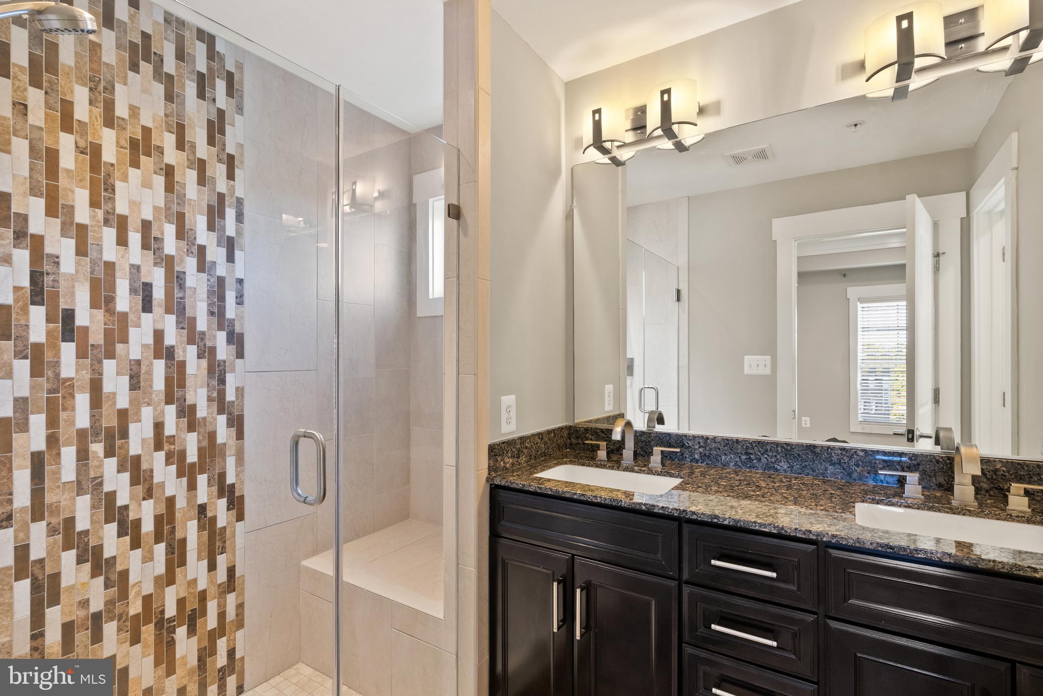 42395 PALE IRIS TERRACE