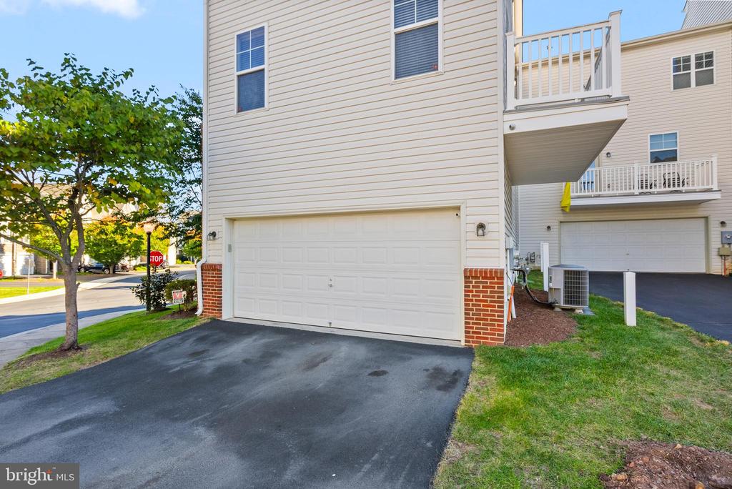42395 PALE IRIS TERRACE