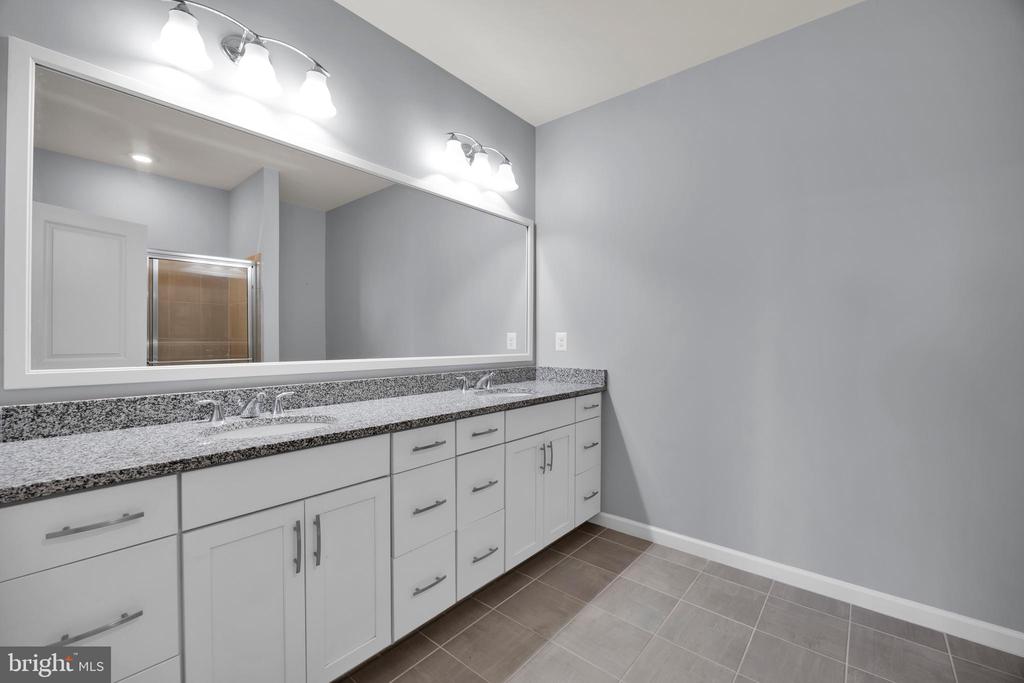 23305 MILLTOWN KNOLL SQUARE Unit: 103