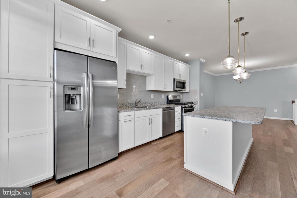23305 MILLTOWN KNOLL SQUARE Unit: 103