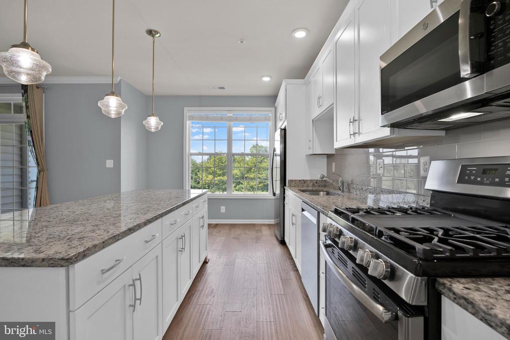 23305 MILLTOWN KNOLL SQUARE Unit: 103