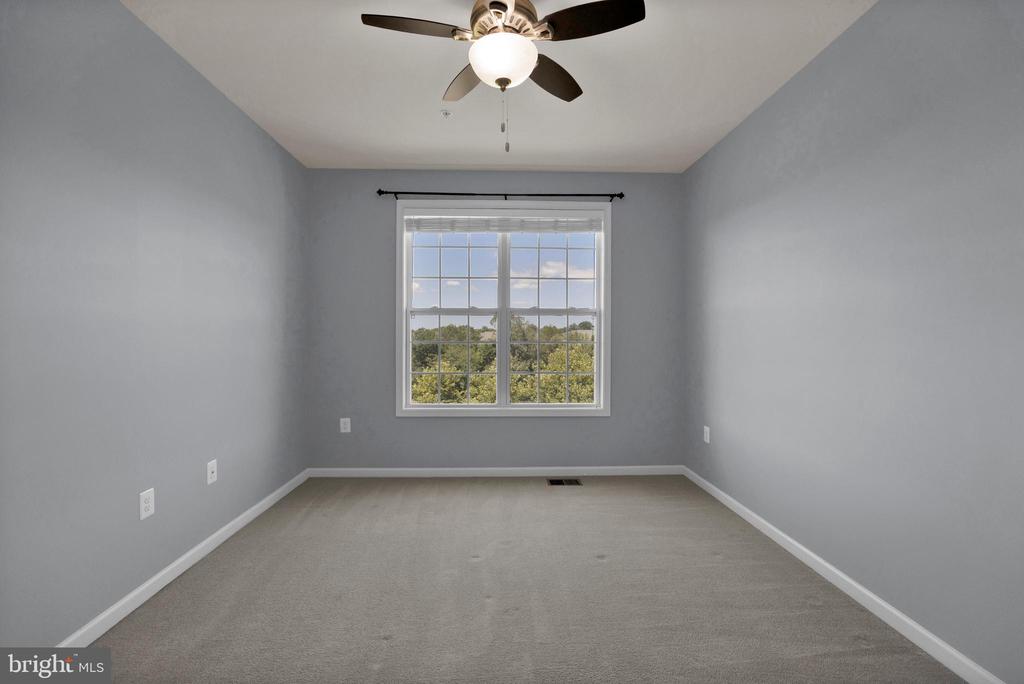 23305 MILLTOWN KNOLL SQUARE Unit: 103