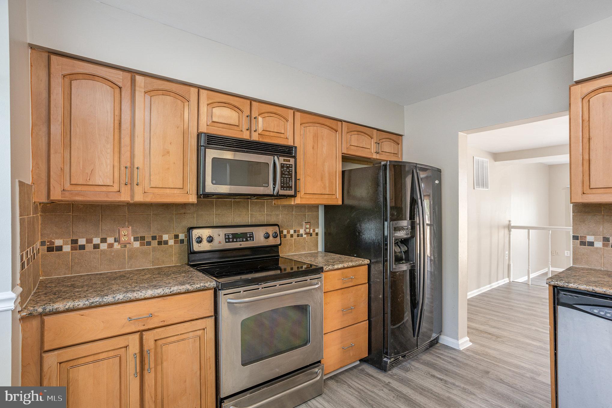 12123 STONEFORD DRIVE