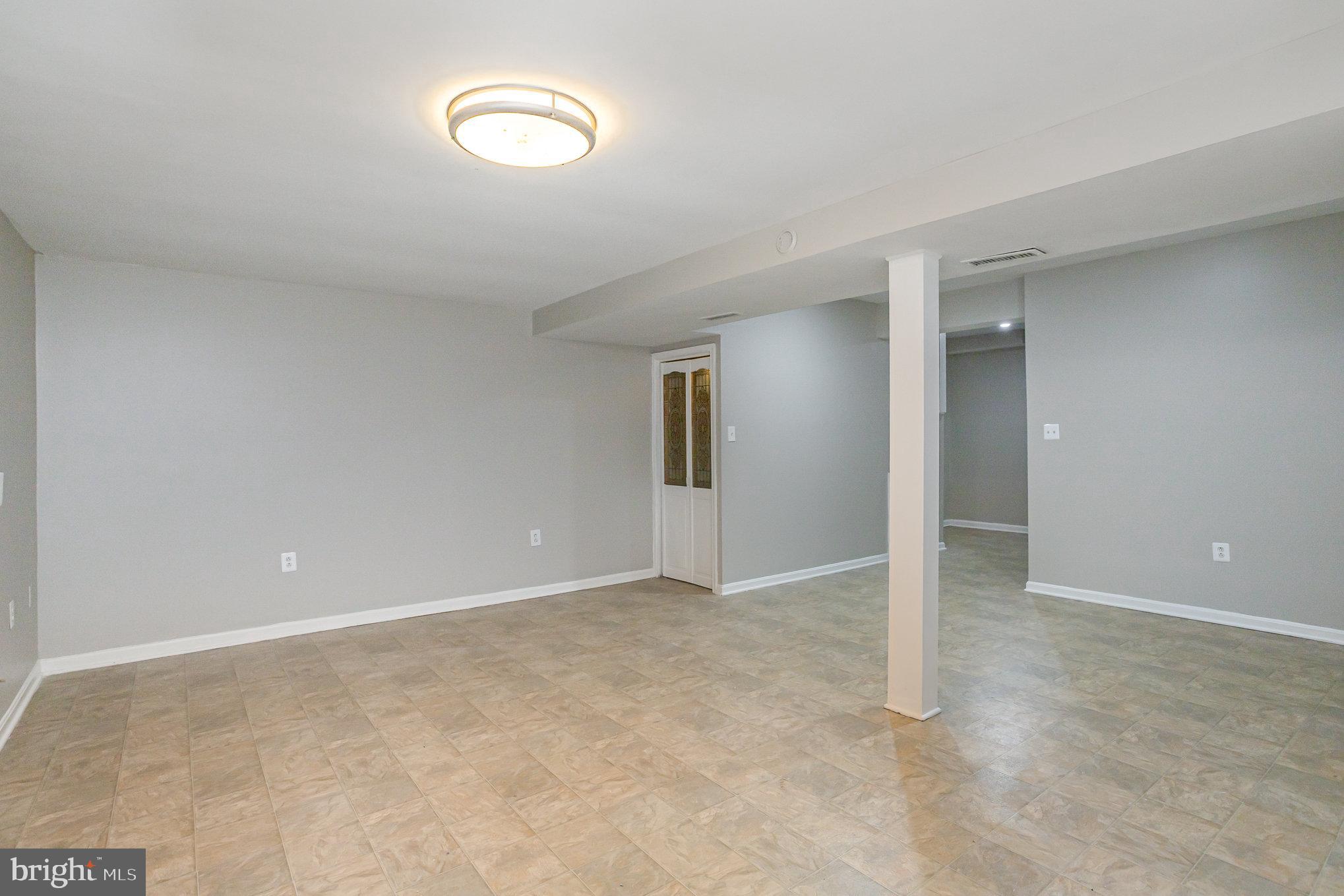 12123 STONEFORD DRIVE