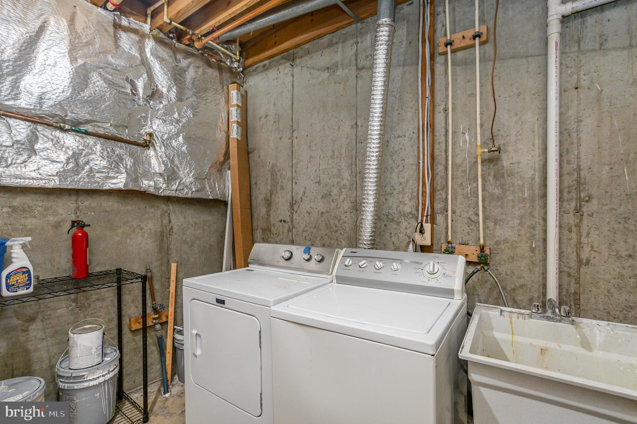 12123 STONEFORD DRIVE