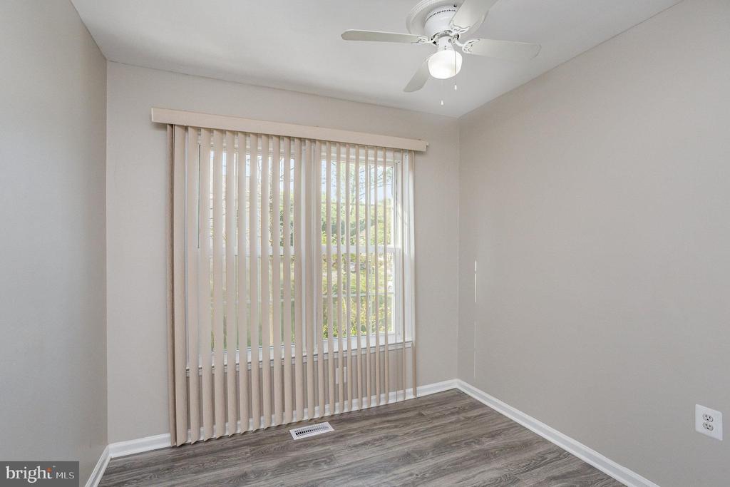 12123 STONEFORD DRIVE