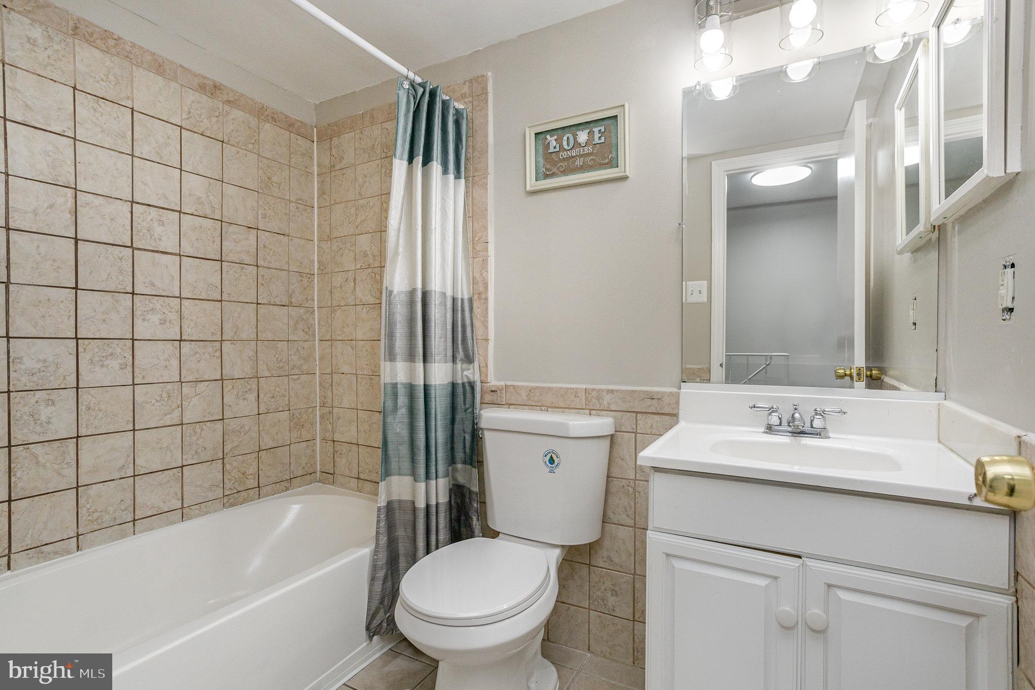 12123 STONEFORD DRIVE