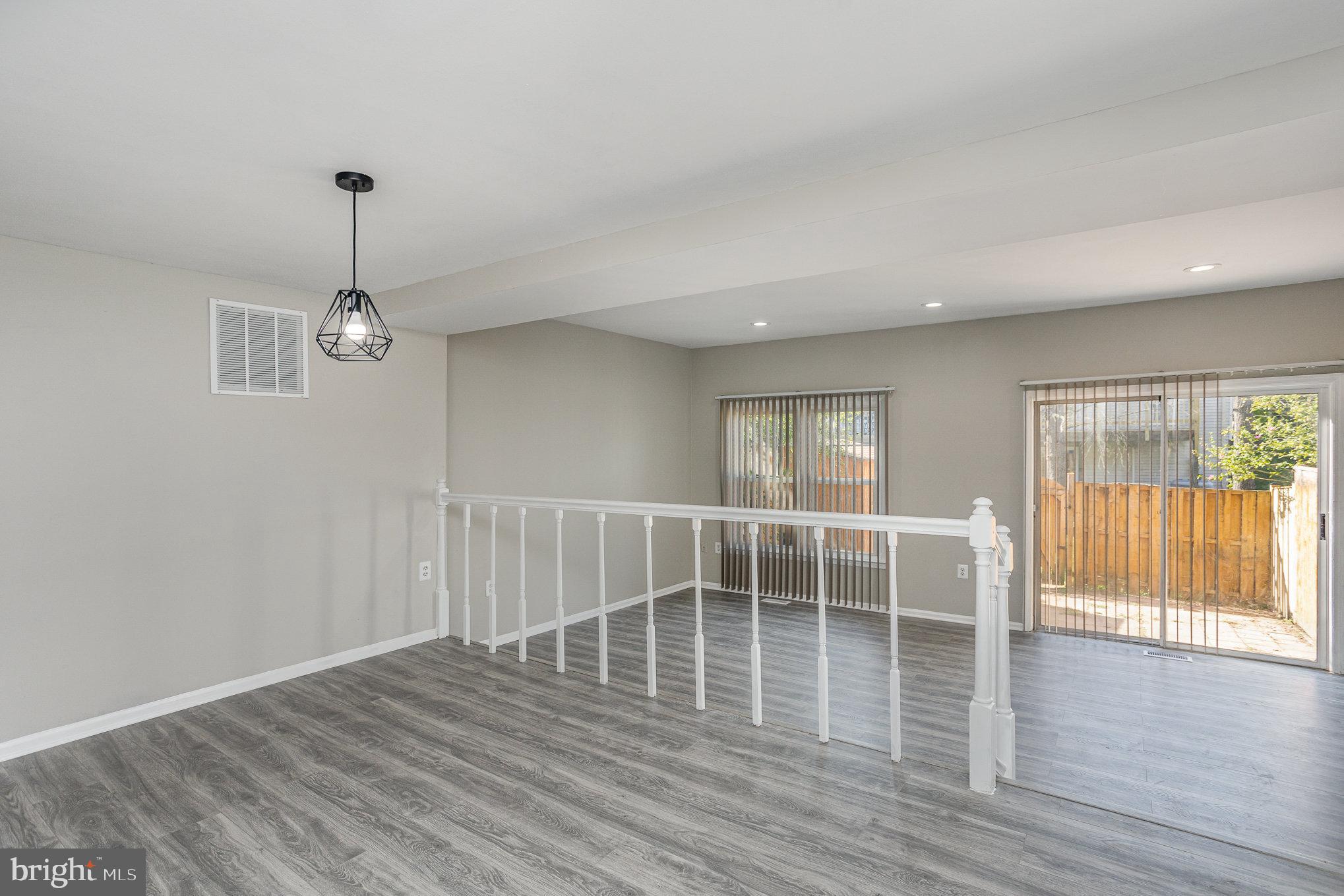 12123 STONEFORD DRIVE