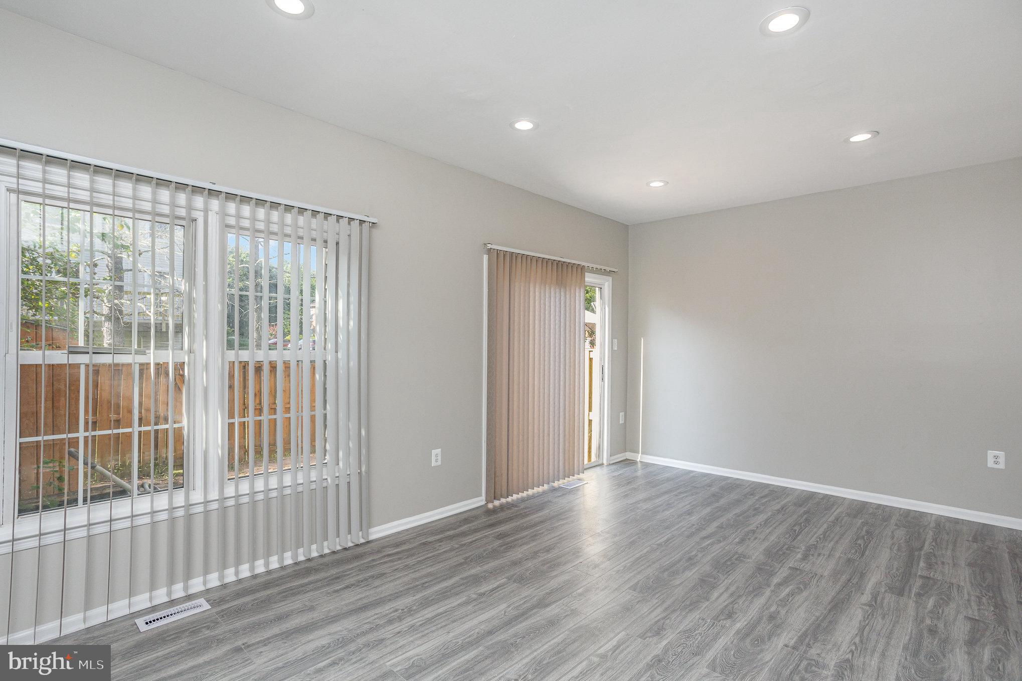 12123 STONEFORD DRIVE