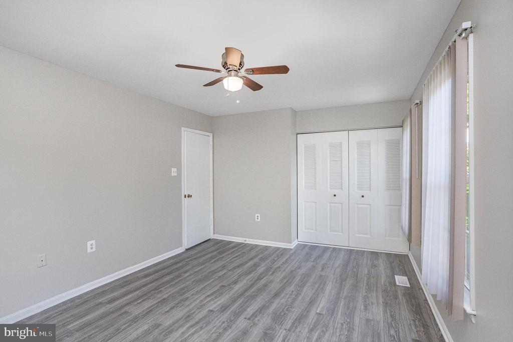 12123 STONEFORD DRIVE