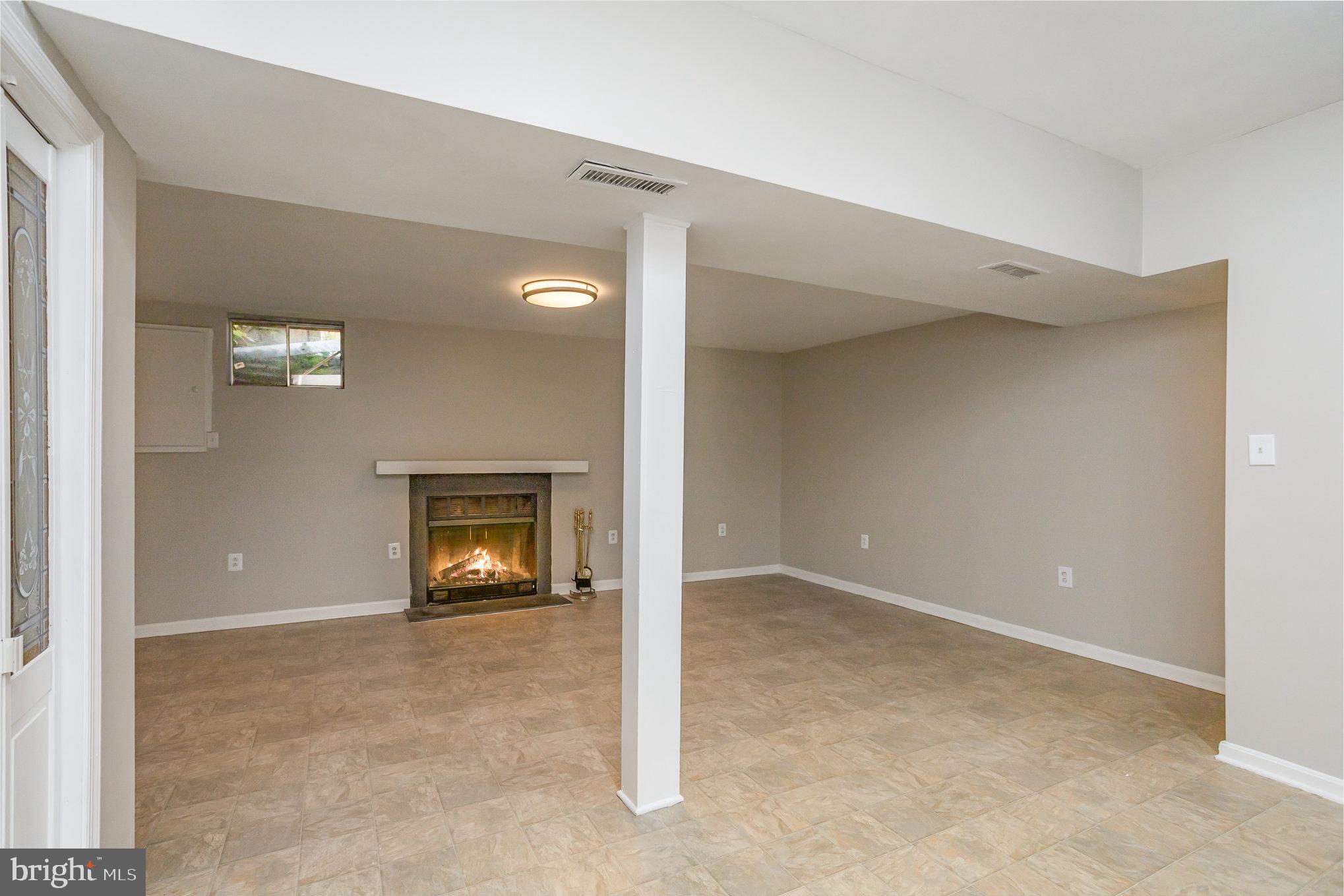 12123 STONEFORD DRIVE