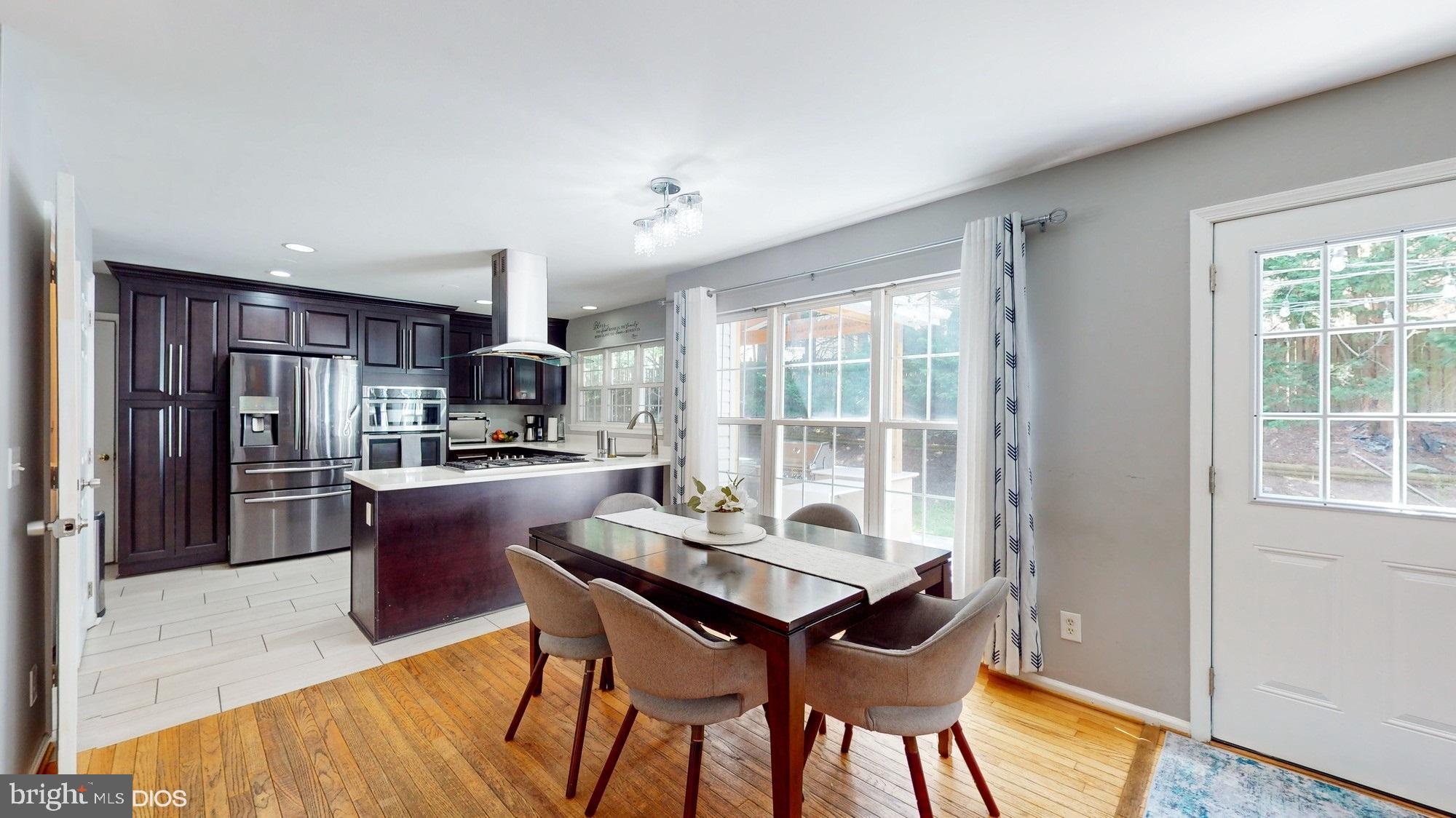 98 NORTHAMPTON BOULEVARD