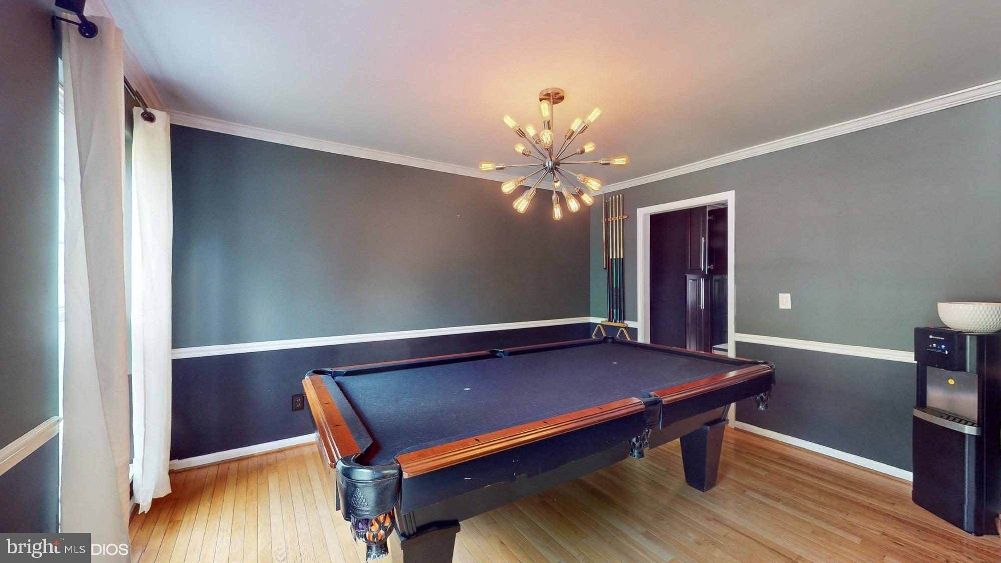 98 NORTHAMPTON BOULEVARD