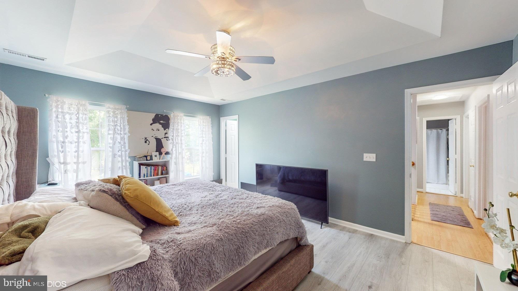 98 NORTHAMPTON BOULEVARD