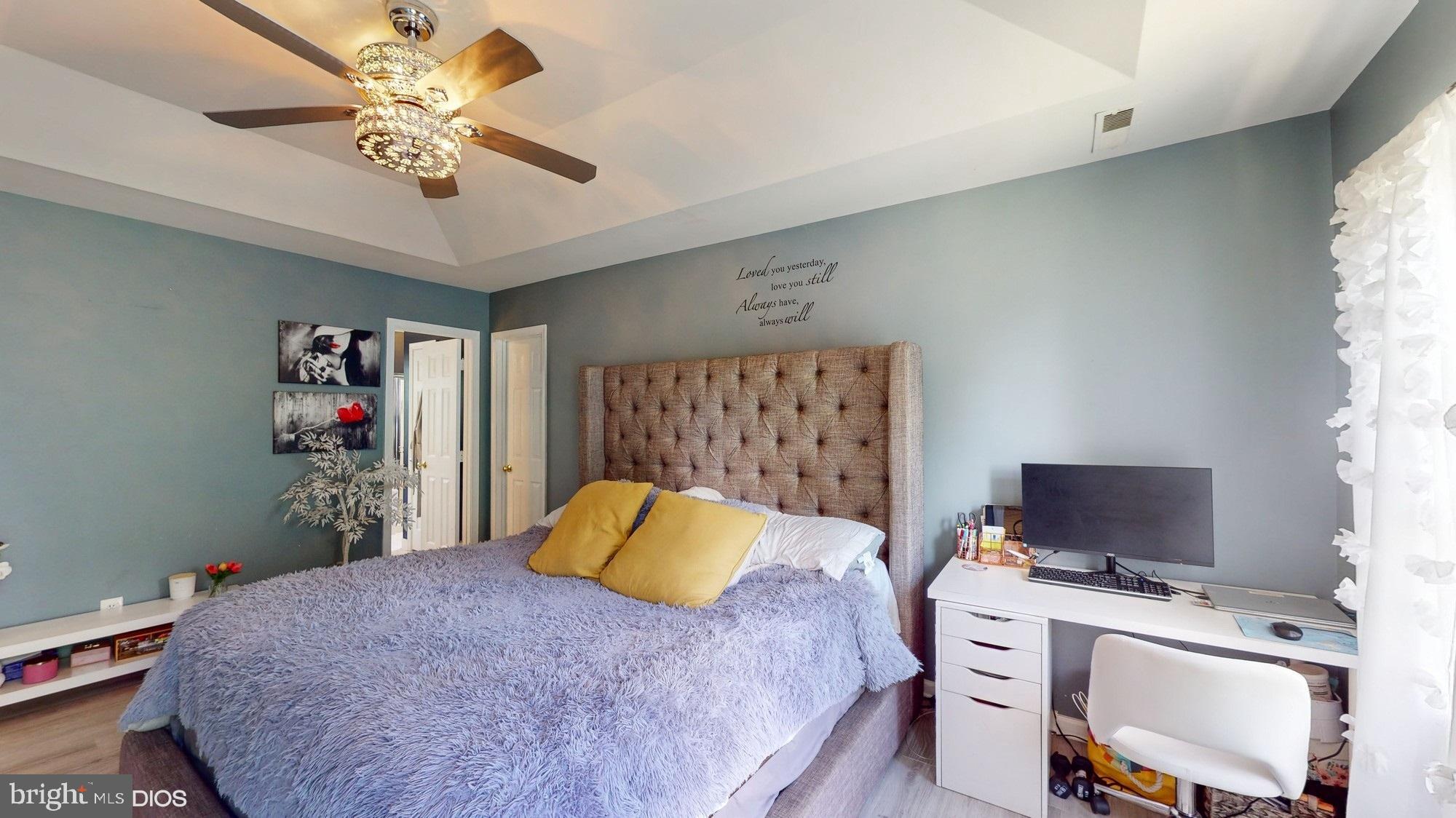 98 NORTHAMPTON BOULEVARD