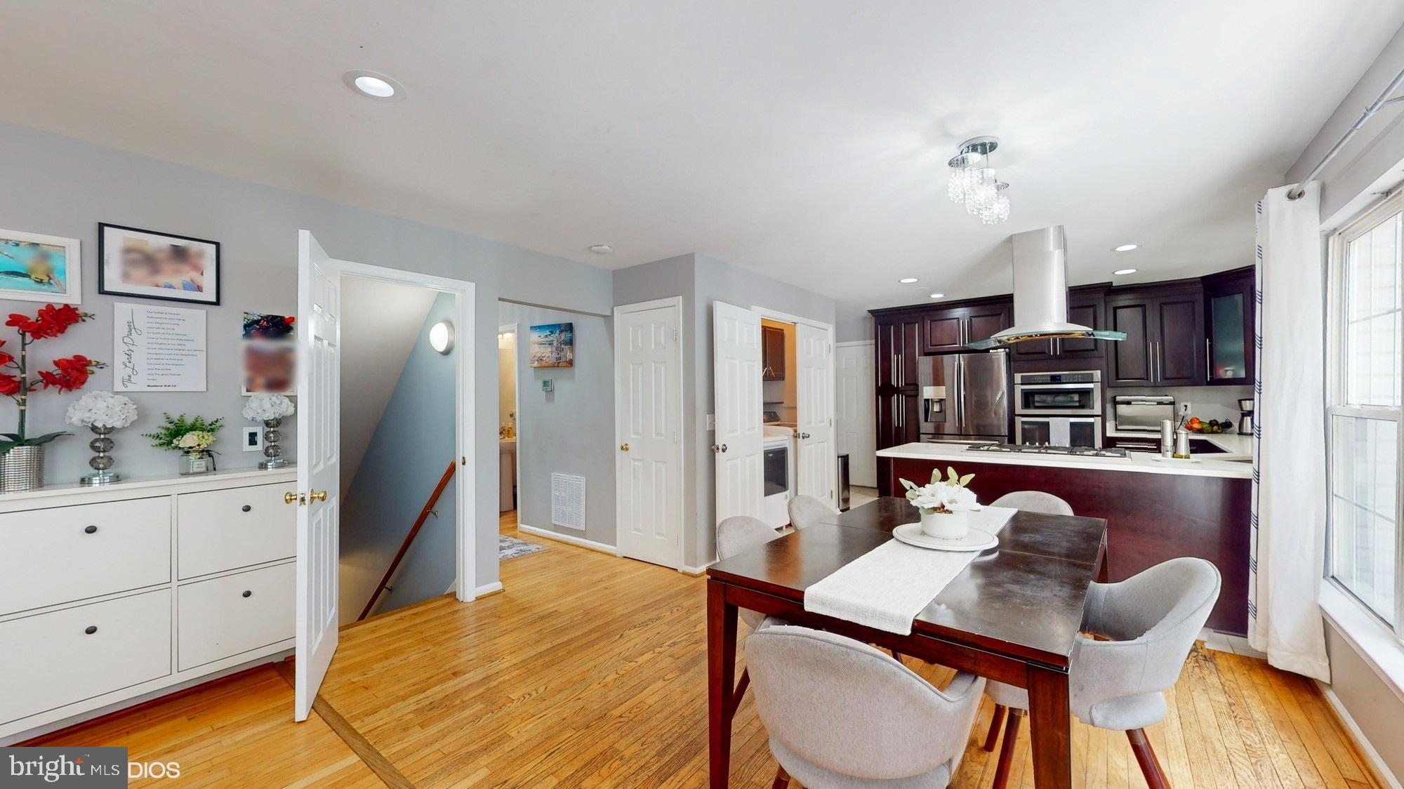 98 NORTHAMPTON BOULEVARD