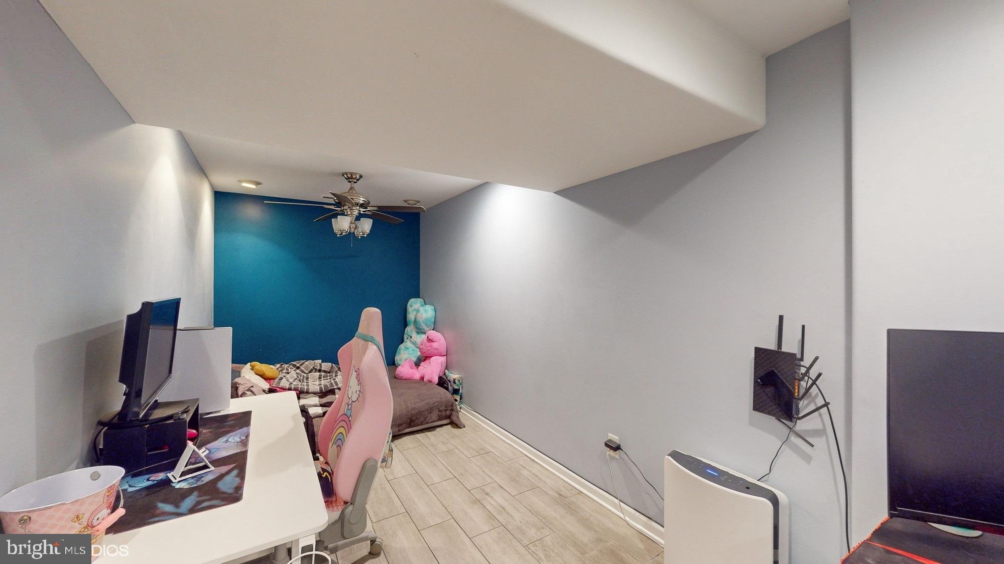 98 NORTHAMPTON BOULEVARD