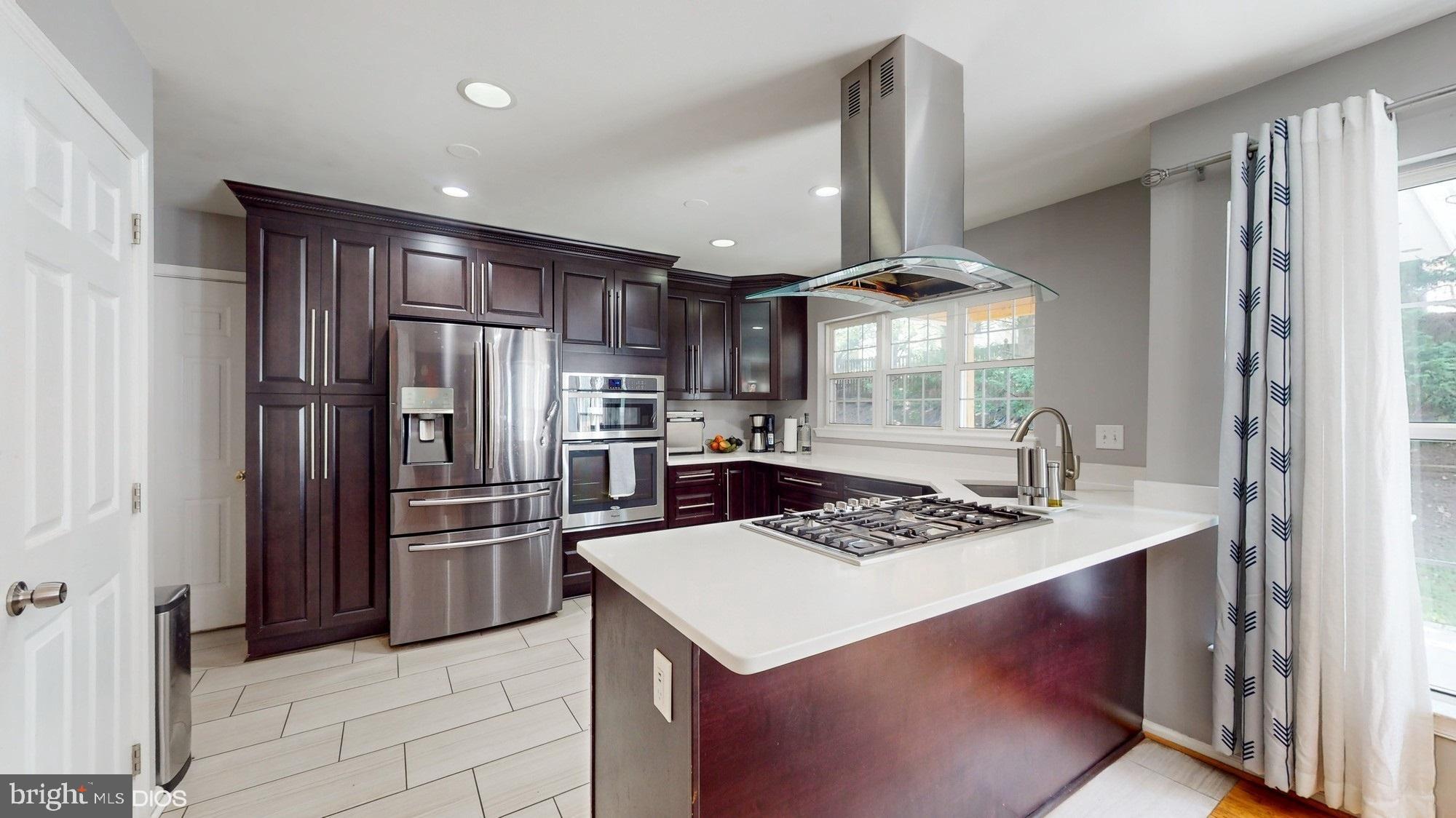 98 NORTHAMPTON BOULEVARD