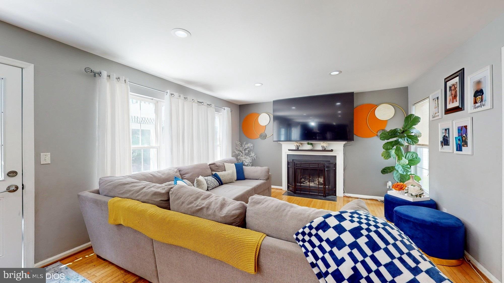 98 NORTHAMPTON BOULEVARD