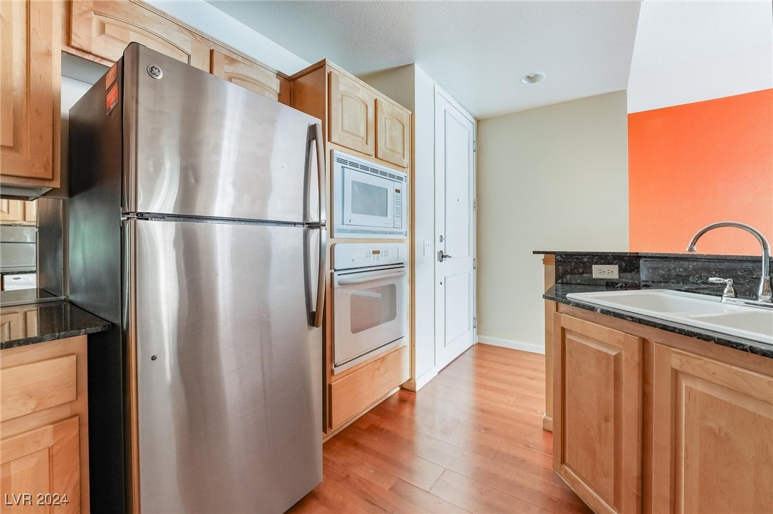 35 East Agate Avenue 405