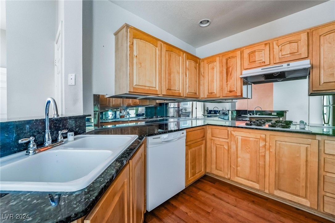 35 East Agate Avenue 405