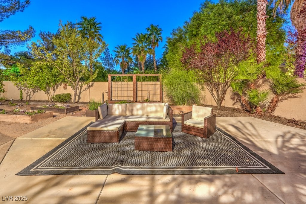 249 Timber Hollow Street