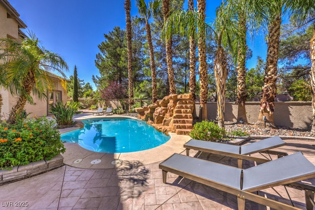 249 Timber Hollow Street