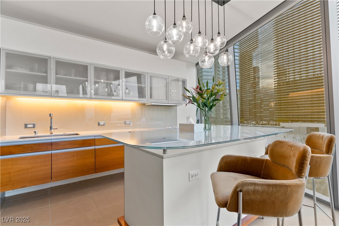 3726 Las Vegas Boulevard 911