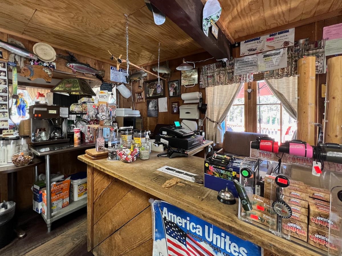 518 Twin Lakes Rd #49 Unit: Twin Lakes General Store