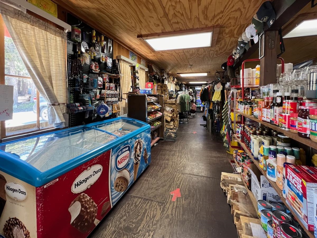 518 Twin Lakes Rd #49 Unit: Twin Lakes General Store