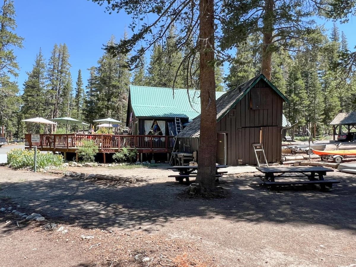 518 Twin Lakes Rd #49 Unit: Twin Lakes General Store