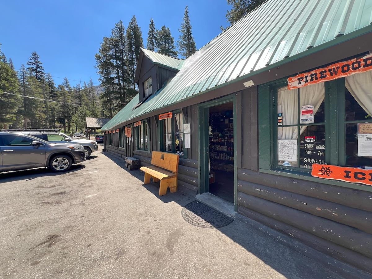 518 Twin Lakes Rd #49 Unit: Twin Lakes General Store