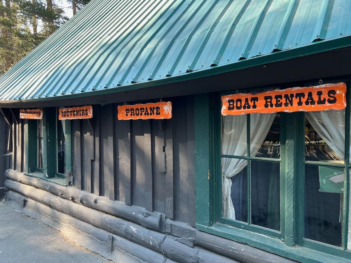 518 Twin Lakes Rd #49 Unit: Twin Lakes General Store