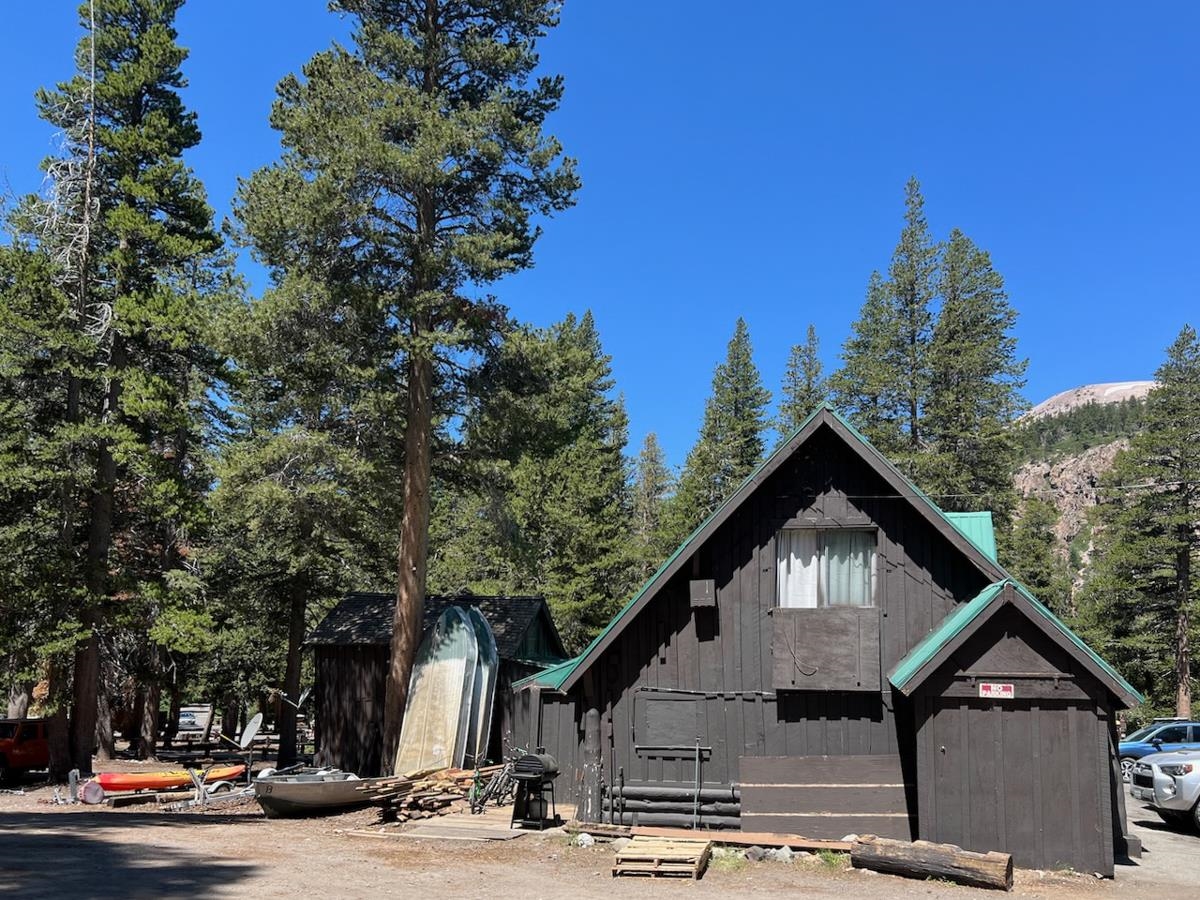 518 Twin Lakes Rd #49 Unit: Twin Lakes General Store