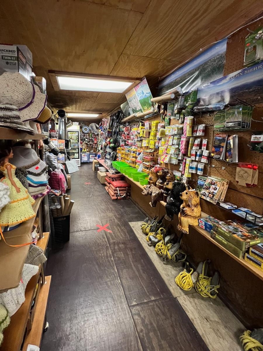 518 Twin Lakes Rd #49 Unit: Twin Lakes General Store